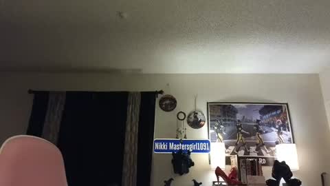 Snapshot of nikkimasters1091 chatting on February 25, 1:53 pm Nikki Mastersgirl1091 online show from February 25, 1:53 pm
