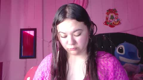 Snapshot of nikkirous_ chatting on October 8, 2:12 pm Nikkirous online show from October 8, 2:12 pm
