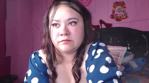 Snapshot of nikkirous_ chatting on February 12, 5:58 pm Nikkirous online show from February 12, 5:58 pm