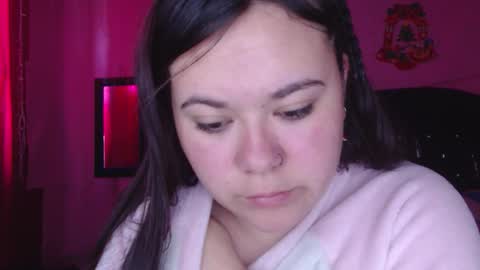 Snapshot of nikkirous_ chatting on October 2, 6:50 pm Nikkirous online show from October 2, 6:50 pm
