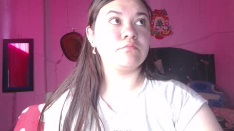 Snapshot of nikkirous_ chatting on October 19, 2:00 pm Nikkirous online show from October 19, 2:00 pm