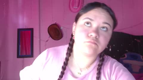 Snapshot of nikkirous_ chatting on September 12, 3:58 pm Nikkirous online show from September 12, 3:58 pm