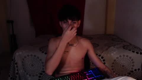 niklaus_wolf online show from November 15, 6:37 am