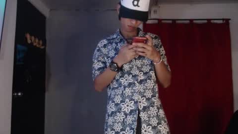 niklaus_wolf online show from September 22, 6:39 am