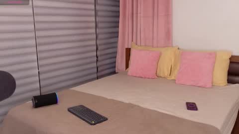 Niko Lynn online show from January 15, 11:41 am