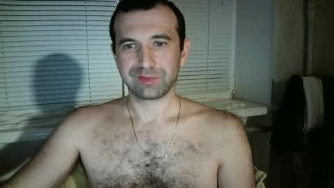 nikolas_vaz online show from September 17, 9:40 pm