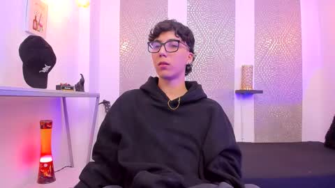    online show from September 14, 4:04 am