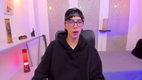    online show from October 6, 4:41 am