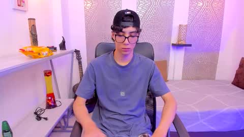    online show from October 21, 5:12 am