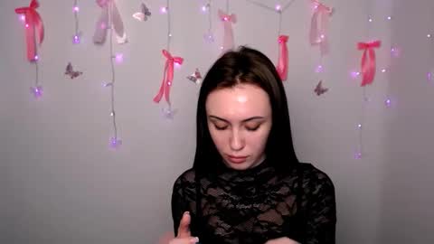 nikonara_ online show from February 10, 3:04 pm