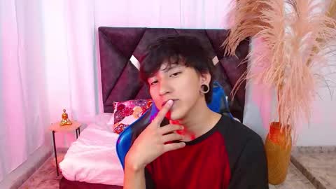 Niko online show from February 5, 2:20 pm