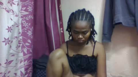 nilah online show from December 4, 6:13 am