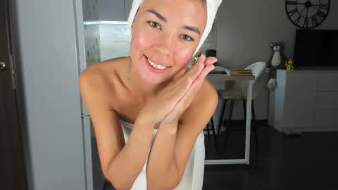 Bella online show from September 15, 5:25 pm