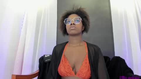 Snapshot of nilosolem12 chatting on February 10, 10:53 am nilo solem online show from February 10, 10:53 am
