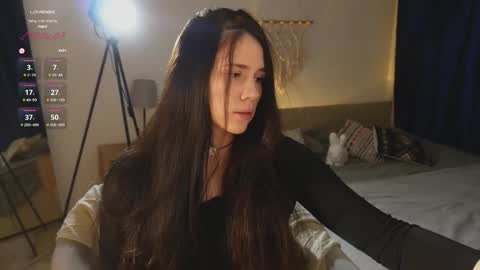 Snapshot of nimfaheart chatting on October 9, 8:25 pm Jennet online show from October 9, 8:25 pm