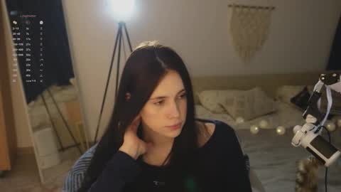 Jennet online show from February 17, 7:02 pm