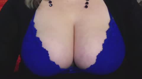 Snapshot of nimphoteasex chatting on March 2, 11:50 am Blonde Nimpho online show from March 2, 11:50 am