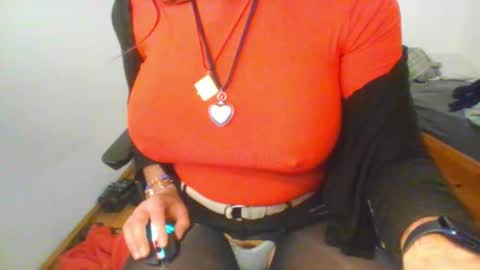 nina8383 online show from February 8, 4:16 am