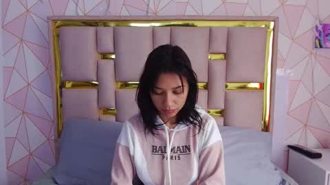 Nina Carther online show from January 19, 12:04 pm