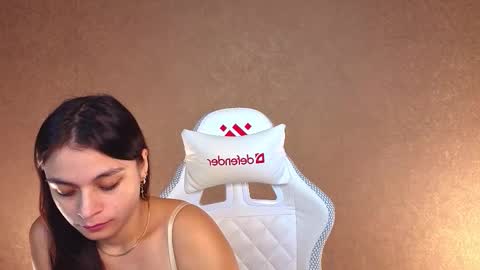 Snapshot of nina_fierce chatting on September 27, 6:33 am Ketrin online show from September 27, 6:33 am
