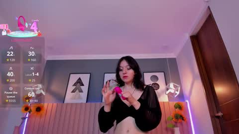 nina_ford_ online show from November 20, 3:05 am