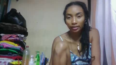 ninaeaa online show from April 13, 3:05 pm