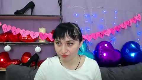 Snapshot of ninaflawlees chatting on February 6, 2:33 am ninaflawlees online show from February 6, 2:33 am