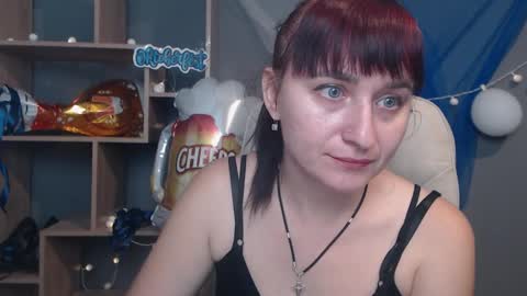 Snapshot of ninaflawlees chatting on October 8, 12:00 pm ninaflawlees online show from October 8, 12:00 pm
