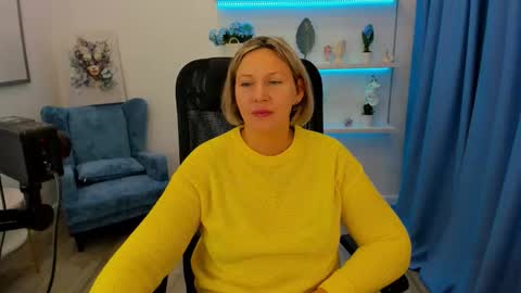 Snapshot of ninastarle chatting on October 4, 11:41 am ninastarle online show from October 4, 11:41 am