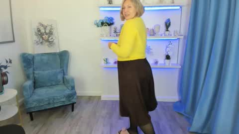 Snapshot of ninastarle chatting on October 16, 4:56 am ninastarle online show from October 16, 4:56 am