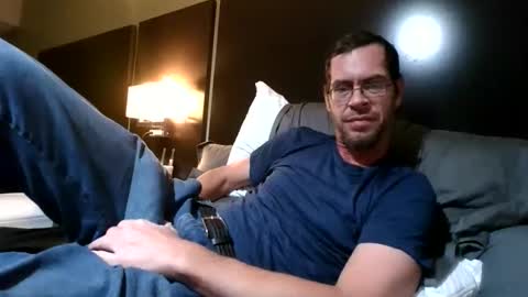 nineinchbronco online show from October 24, 7:42 am