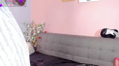 NINI  online show from October 15, 9:54 am