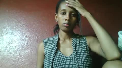 ninie246746 online show from February 19, 2:01 pm