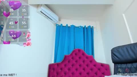 nina dee online show from February 24, 8:39 am