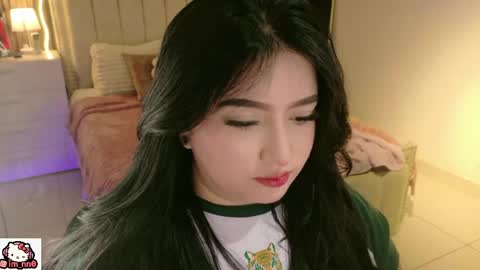 Nina online show from March 20, 2:22 pm