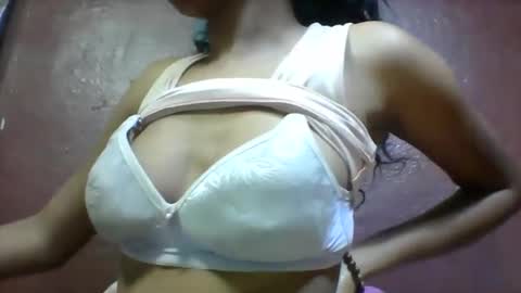 Snapshot of nirinahfy chatting on October 8, 12:00 pm nirinahfy online show from October 8, 12:00 pm