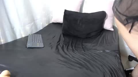 Niuk online show from November 11, 5:04 pm