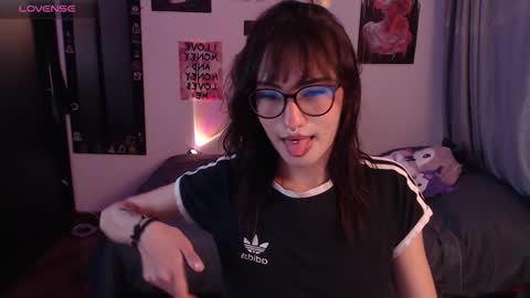 Snapshot of nixxie_ chatting on October 6, 1:12 am Nixxie online show from October 6, 1:12 am
