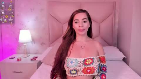 Snapshot of noa_butterfly chatting on February 22, 11:57 am ambarsulliva online show from February 22, 11:57 am