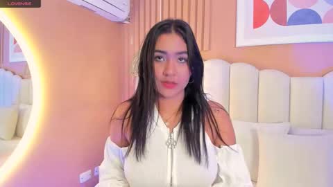 Noa online show from January 8, 2:28 am