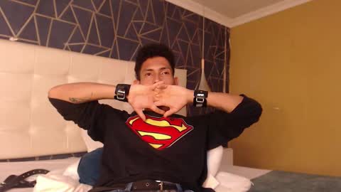 Noah online show from February 15, 1:19 am