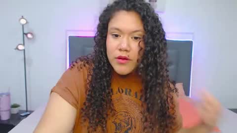 Noah online show from March 28, 3:24 pm