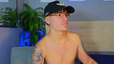 Snapshot of noah_coleman__ chatting on February 8, 6:11 pm NOAH online show from February 8, 6:11 pm
