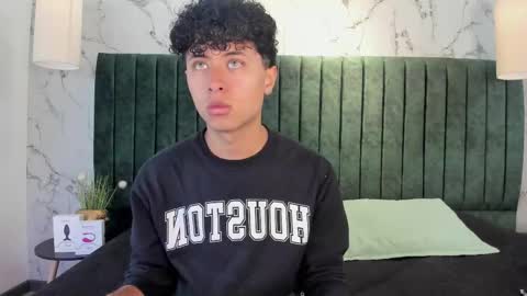 noah_dupont_ online show from November 6, 11:35 am