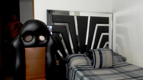 Snapshot of noah_harris01 chatting on September 16, 10:17 am Noah Harris01 online show from September 16, 10:17 am