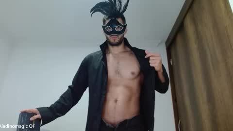 Noah online show from October 31, 11:54 am