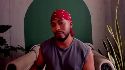 Noah online show from November 12, 4:20 pm