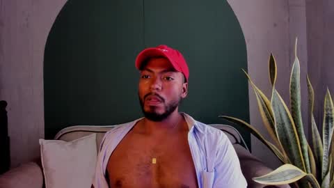 Noah online show from February 8, 9:15 pm