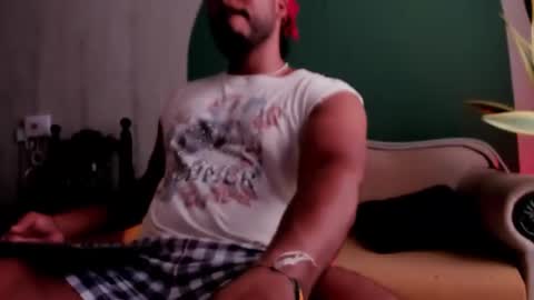 Noah online show from January 25, 10:18 pm