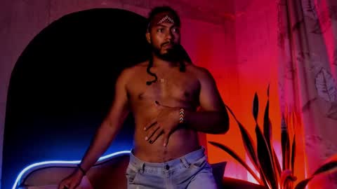 Noah online show from February 15, 12:59 am